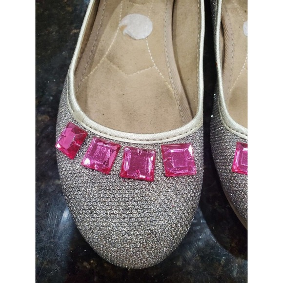 Bandolino Women's Gray Textile Upper Slip on Closed Toe Flats Shoes Size 8M - Picture 3 of 11